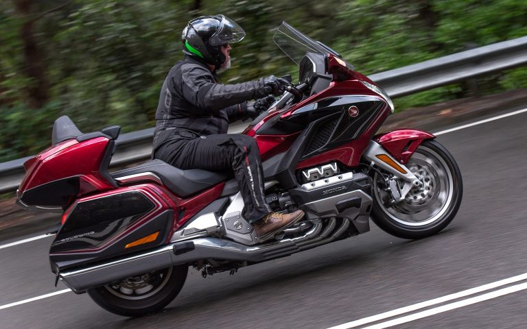 2019 HONDA GOLDWING REVIEW – AUTOMATIC FOR THE PEOPLE - National ...