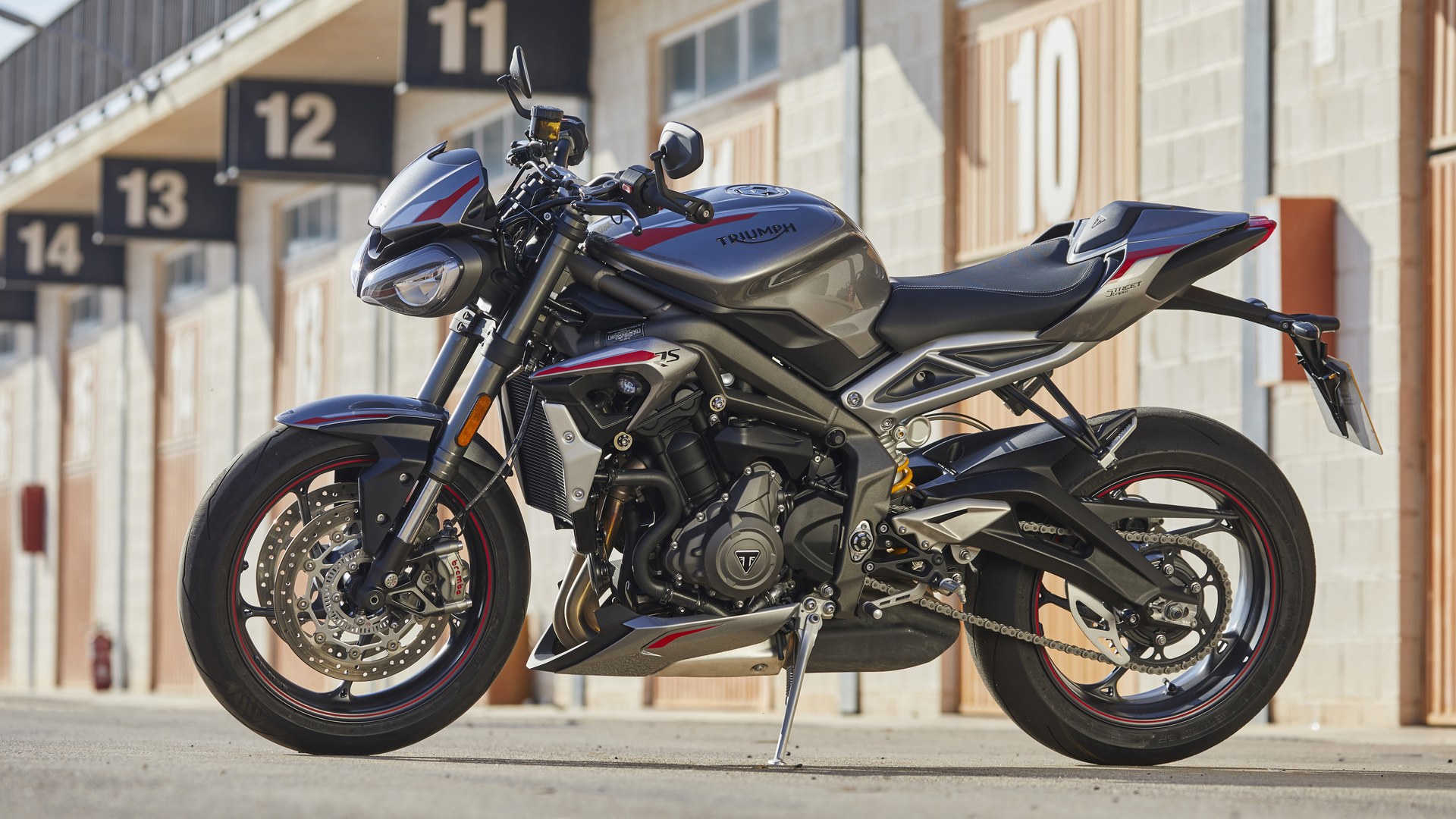 Street triple rs. Triumph Street Triple RS. Триумф стрит трипл 765 RS. Triumph Street Triple 2021. Triumph Street Triple 2020.